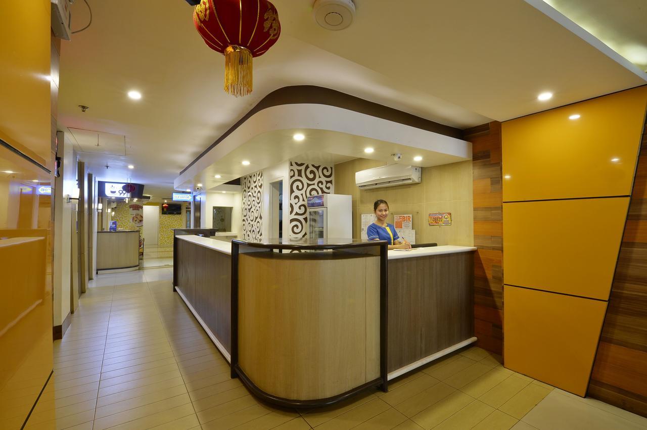 Hotel 99 Monumento Caloocan Εξωτερικό φωτογραφία
